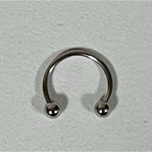 Silver Curved Horseshoe Septum Helix Tragus Piercing Earring Body Jewelry 🩶